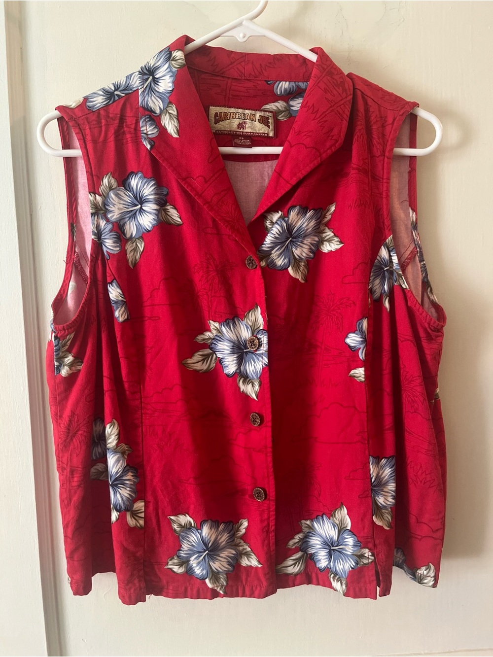 Caribbean Joe Red Sleeveless Button-Front Floral Shirt
